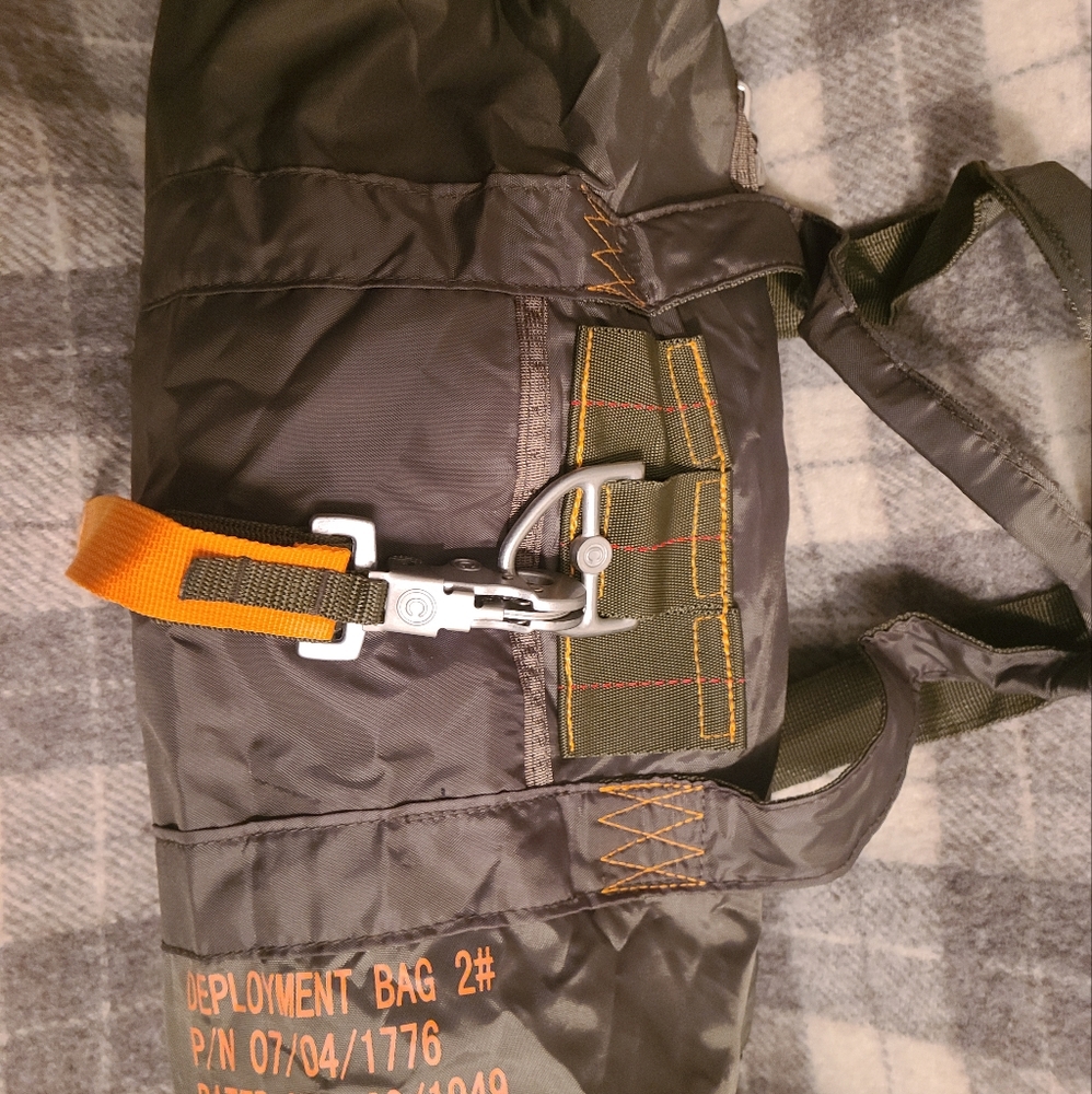 Deployment bag #2 - Picture 2 of 2